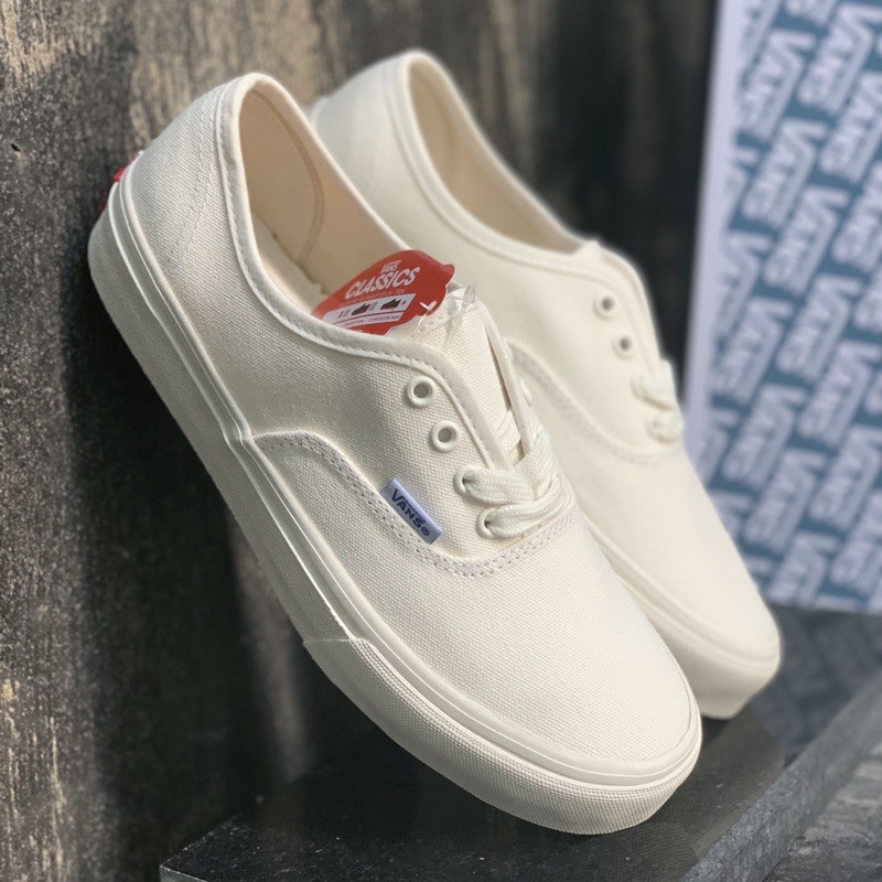 Giày Trắng Classic Thắt Dây Thể Thao Nam Nữ