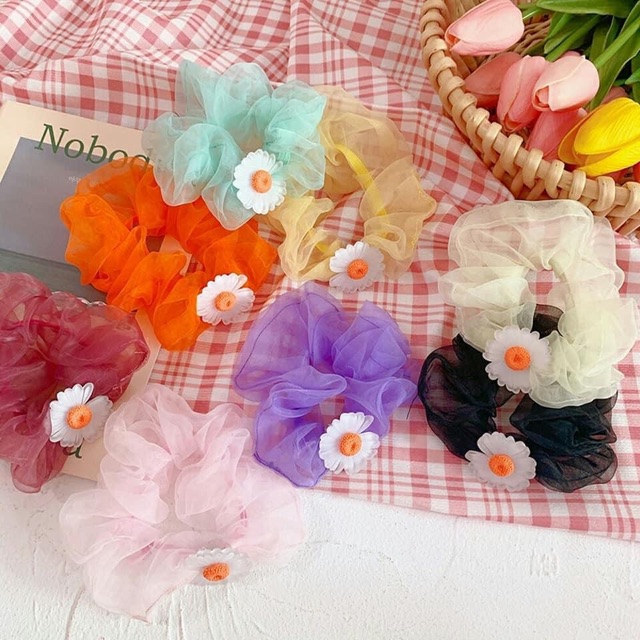 Scrunchie von gắn mặt hoa cúc xả lỗ