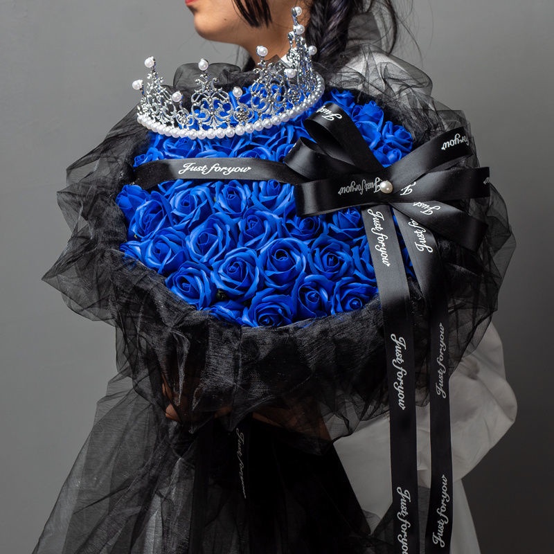 Bó Hoa Hồng Sáp Lãng Mạn Làm Quà Tặng Ngày Lễ Tình Nhân Cho Bạn Gái