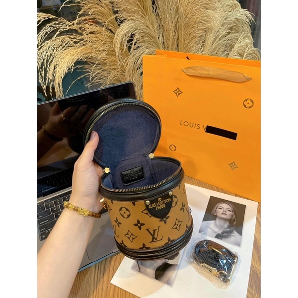 Túi cốp nữ dáng trụ tròn hoạ tiết siêu đẹp có dây đeo chéo siêu sang chảnh