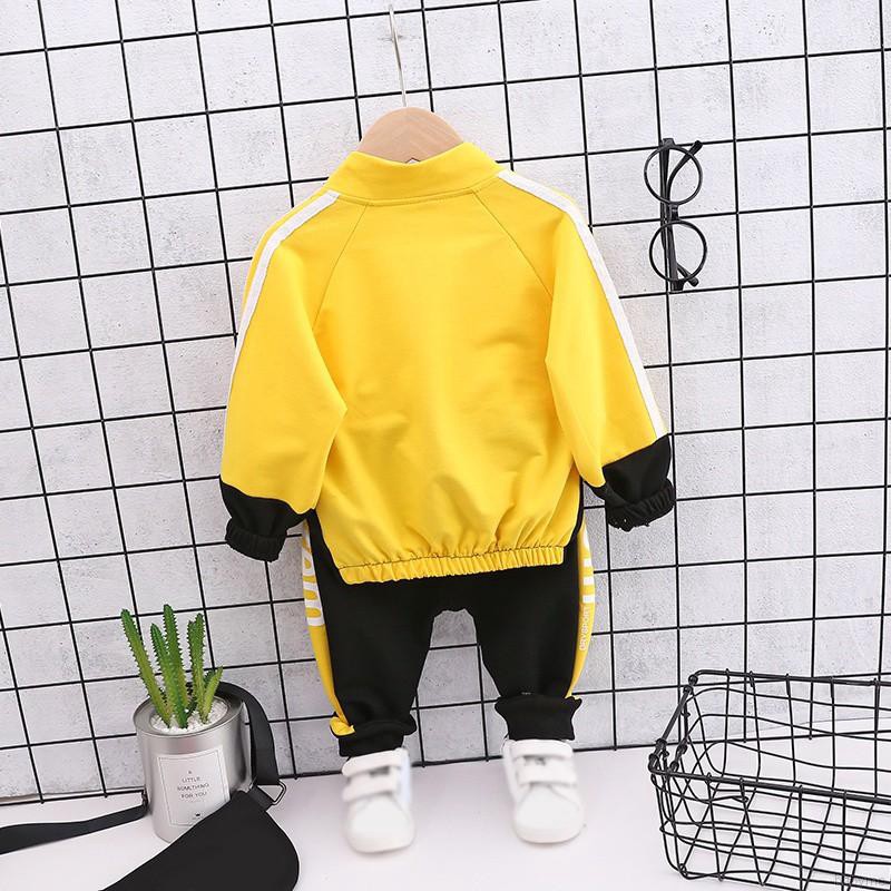 Set áo nỉ dài tay có mũ + quần dài đáng yêu cho bé trai