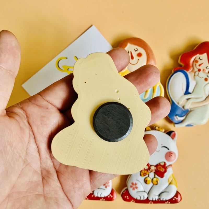 Nam châm hít dán dính trang trí tủ lạnh tủ sắt lò viba hình ảnh cô gái và mèo dễ thương