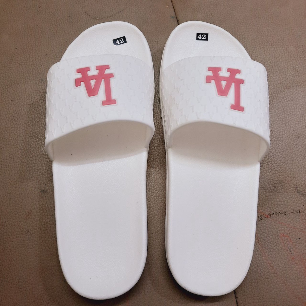 Dép LA Nữ Nam Quai Ngang Thời Trang, Dép M L B Cao Su Dập Nổi Hàng Đẹp [H76 - LUCKY SHOES VN]