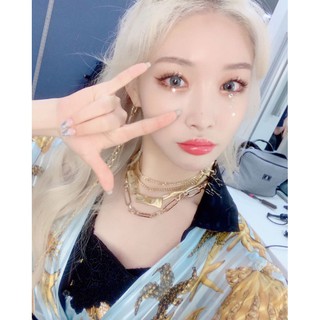 Kim tuyến makeup