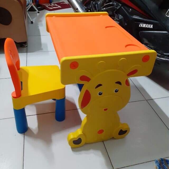 Bộ Bàn Ghế Cho Bé