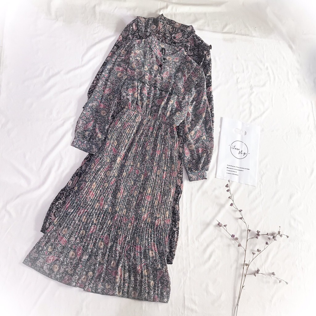 Đầm hoa dài theo phong cách vintage Lovi
