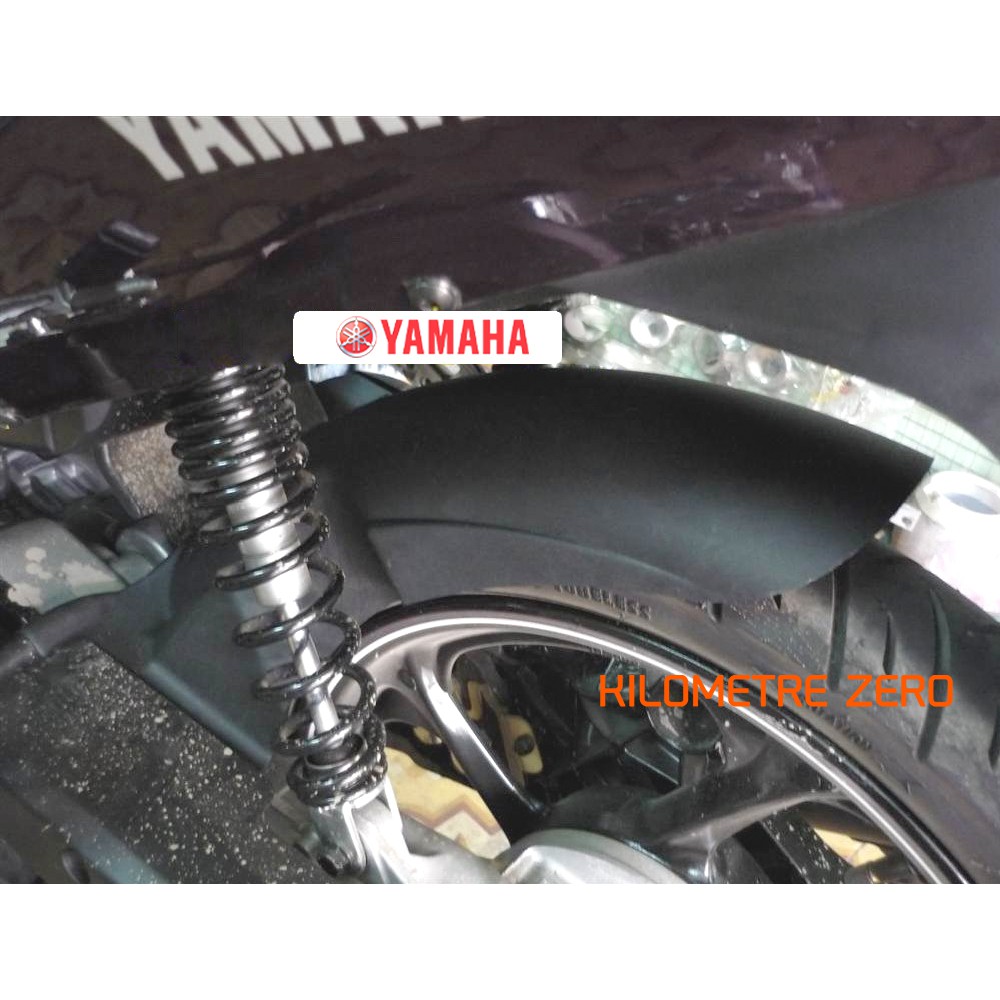 Dè Con Chắn Bùn Yamaha NOUVO