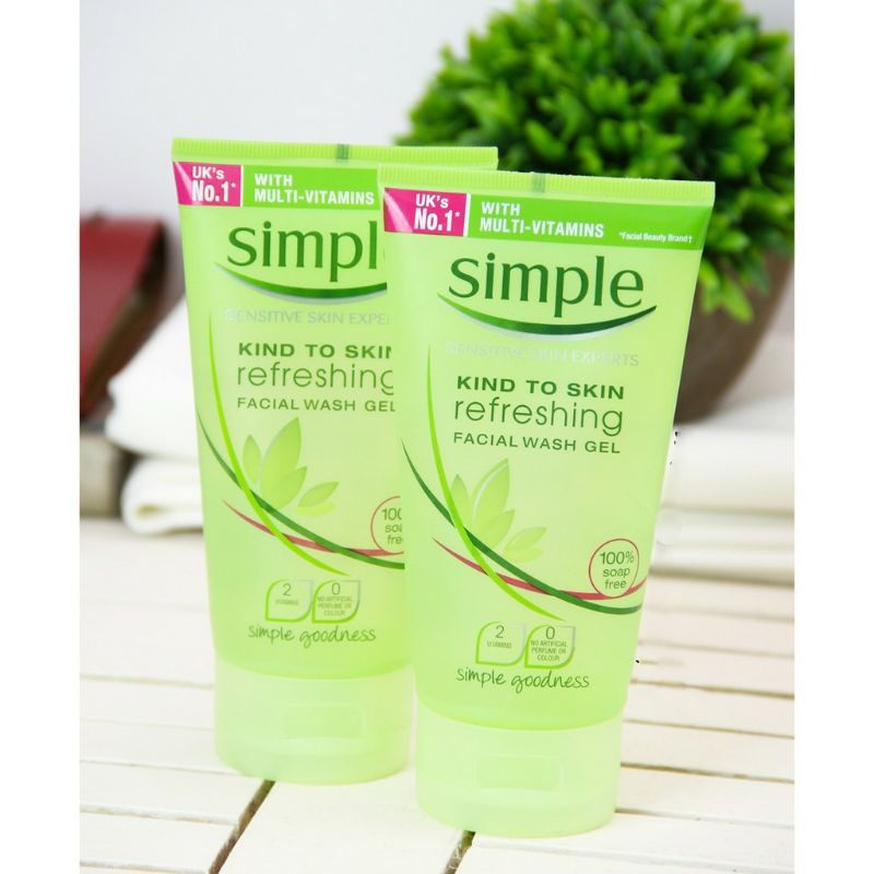 Sữa Rửa Mặt Dạng Gel Dành Cho Da Nhạy Cảm SIMPLE KIND TO SKIN REFRESHING FACIAL WASH GEL 150ml | BigBuy360 - bigbuy360.vn