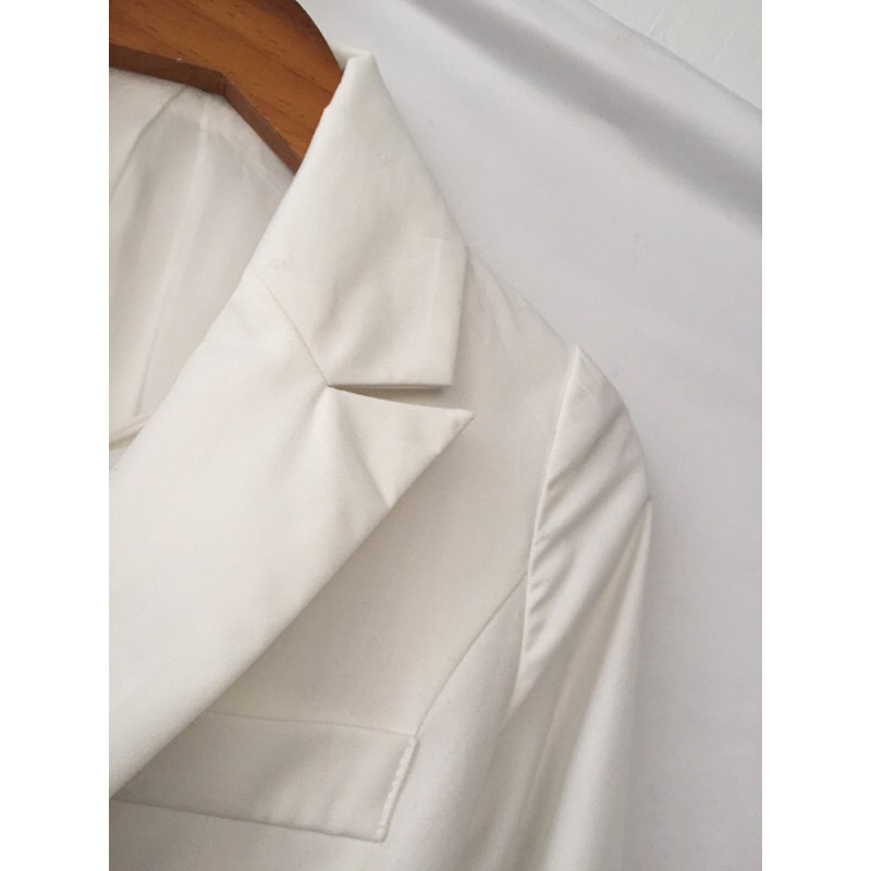 Blazer Korea siêu xịn mới cen trắng tinh
