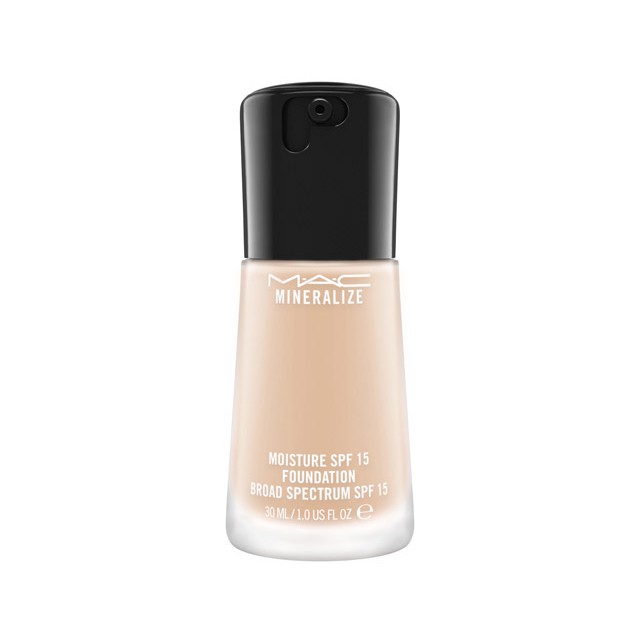 Kem nền MAC Mineralize Moisture SPF 15 Foundation NC25 30 ml