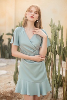 Đầm dạo phố màu mint nhúng eo