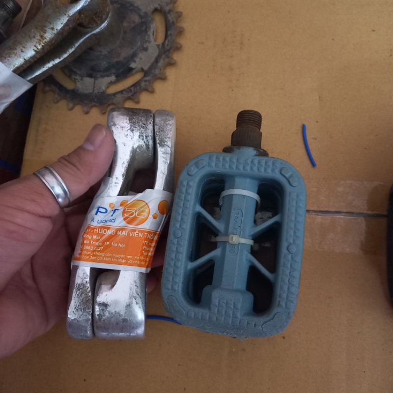 Bộ đùi và bàn đạp xe nijia ninja