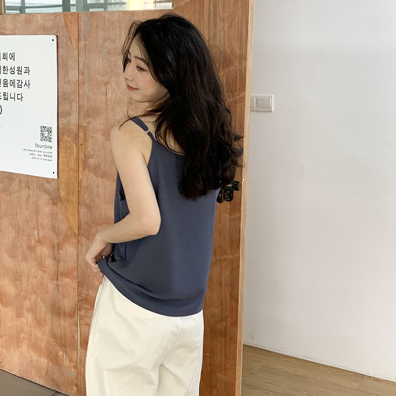 Áo hai dây thiết kế cổ chữ v đơn giản thời trang dành cho nữ | BigBuy360 - bigbuy360.vn