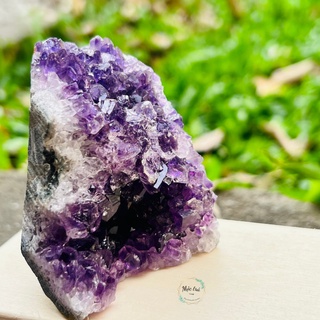 Đá thach anh tím tự nhiên, hốc thach anh tím phong thủy, bông thach anh tím tự nhiên, nặng 200gr