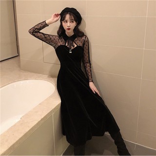 Đầm nhung cổ Đức phối ren
