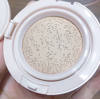 Phấn nước Missha glow tension