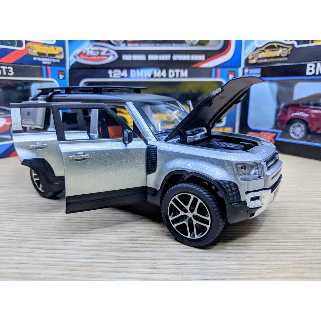 Xe mô hình Land Rover Defender Tỉ lệ 1:24