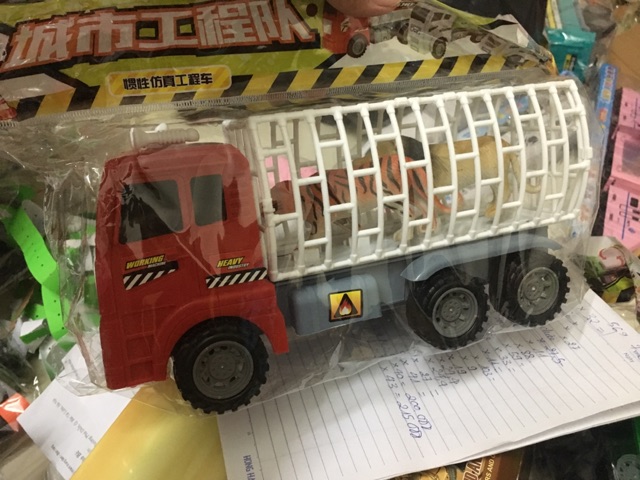 Xe đồ chơi công trình chạy đà cho bé