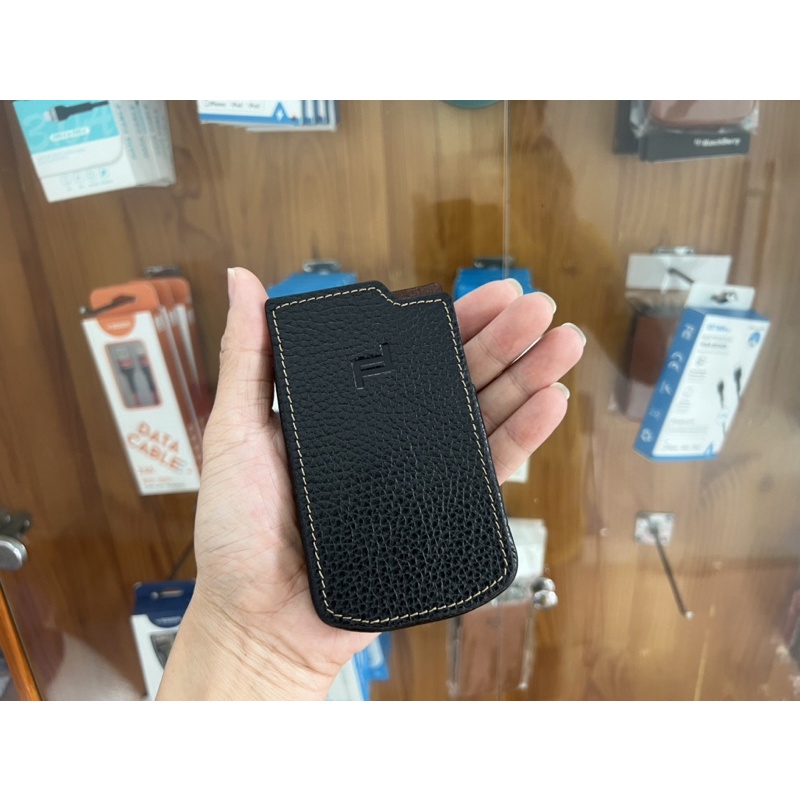 Bao da blackberry P'9983 may tay