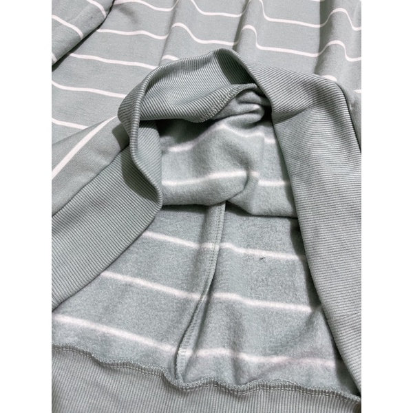 Áo Sweater Nỉ Stars Above