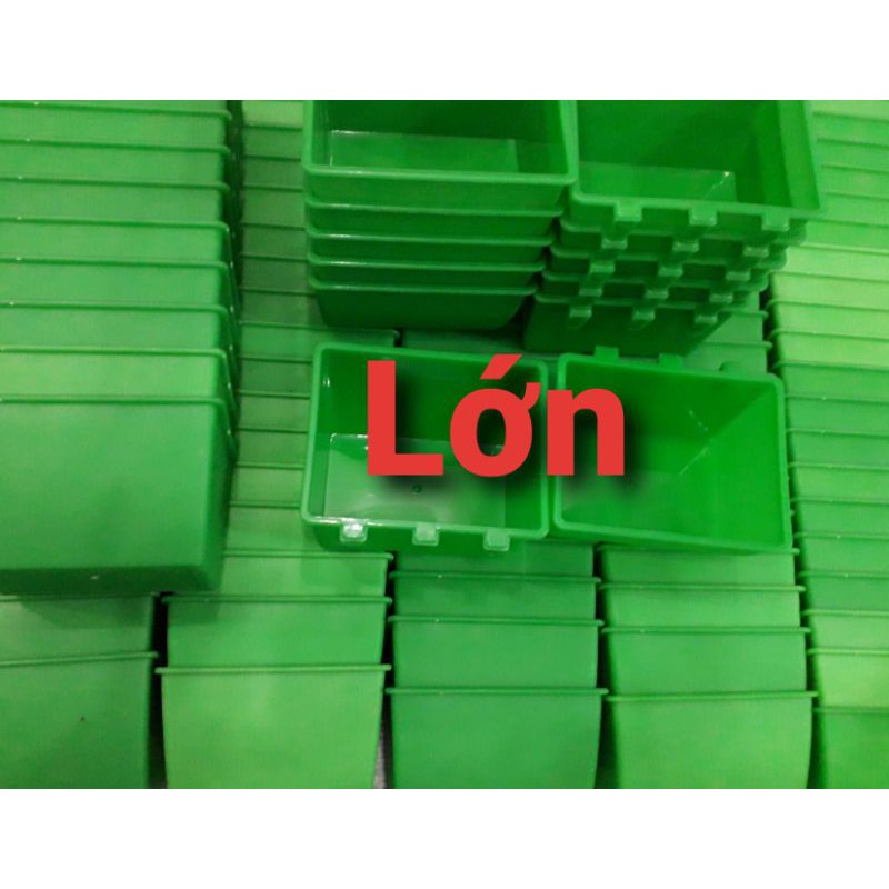 Máng ăn gà đá. máng uống gà đá 10x12cm và 6x8cm