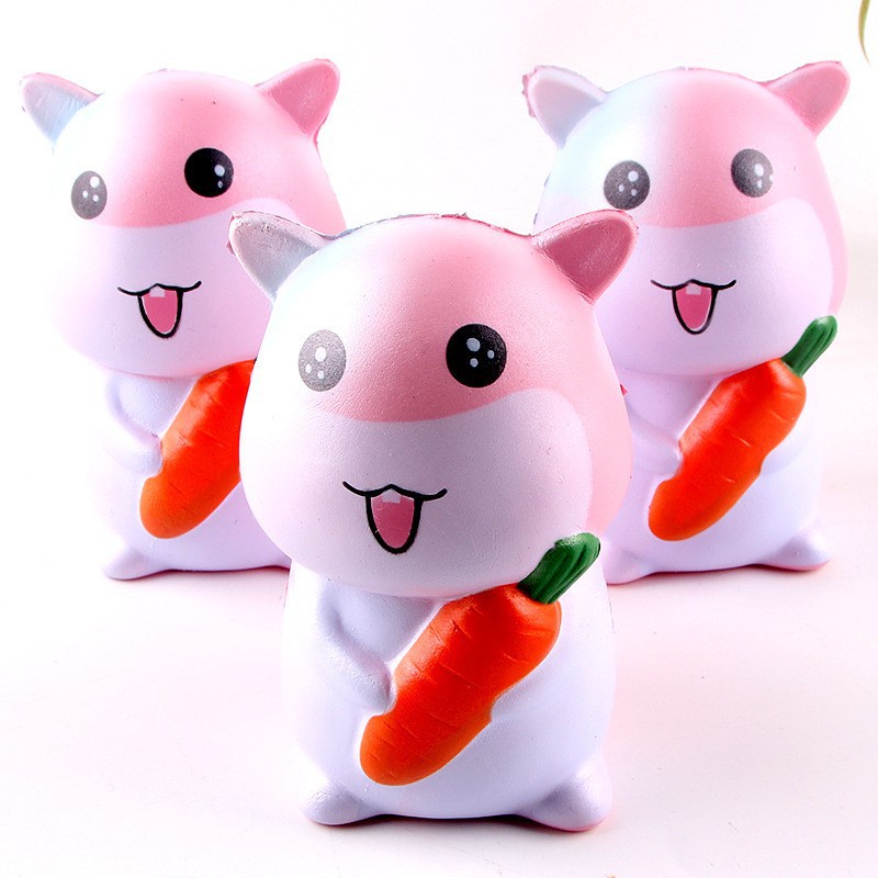 Squishy Chuột Hamster Cầm Cà Rốt Chậm Tăng Kích Thước 12cm x 7cm