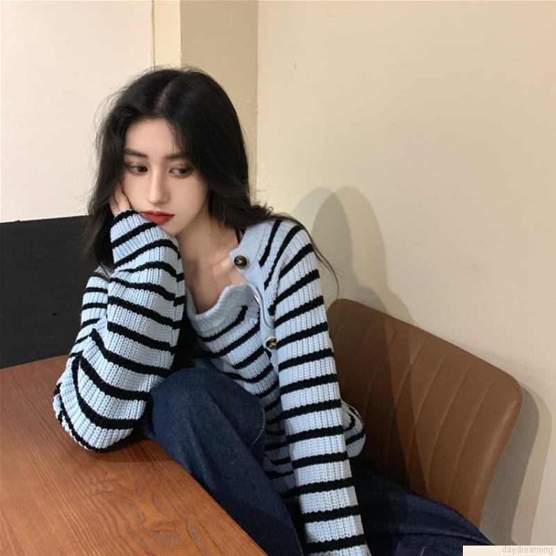 Áo khoác cardigan dệt kim hoạ tiết kẻ sọc trẻ trung cho nữ