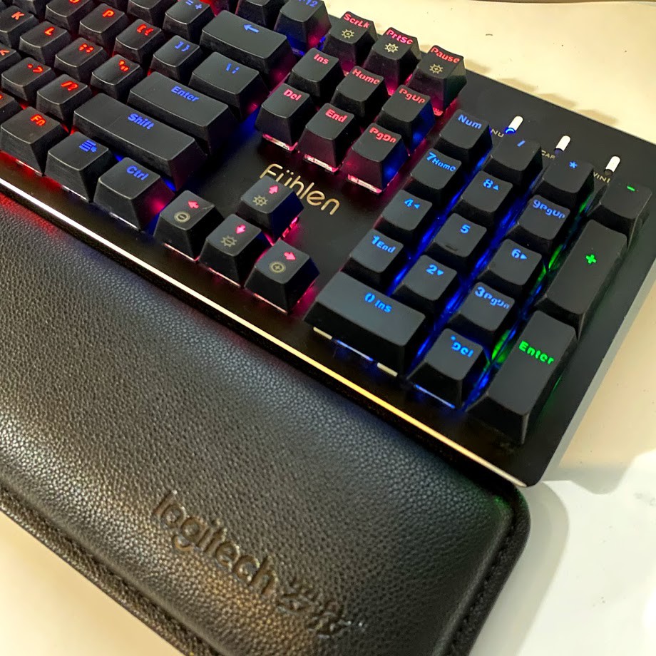 Bàn phím cơ Fuhlen Eraser RGB Like New | BigBuy360 - bigbuy360.vn