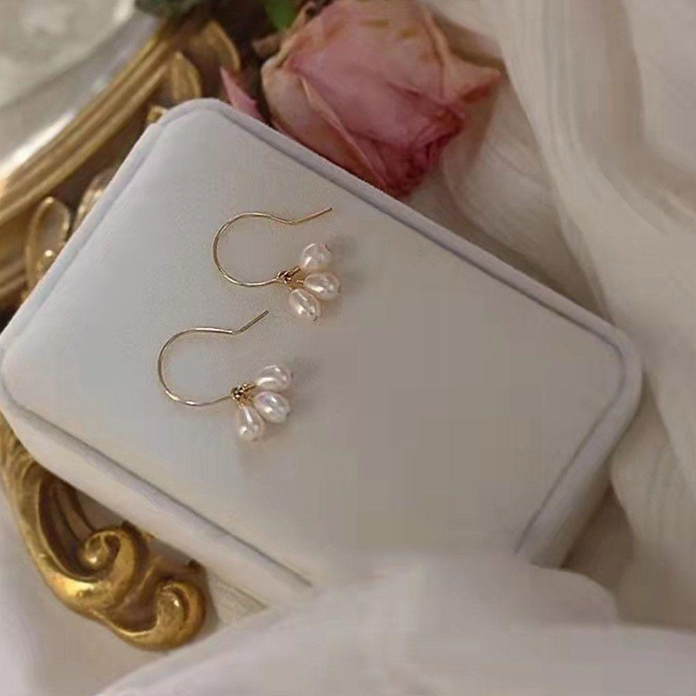 Bông Tai Đính Hạt Lấp Lánh Dễ Phối Đồ Thời Trang Cho Nữ