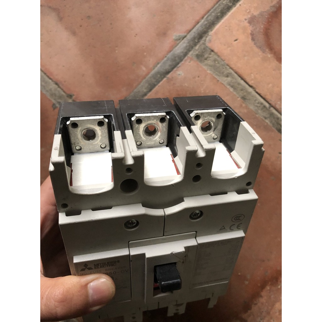 MCCB 3pha, Aptomat 3pha Mitsubishi hàng bãi tháo tủ