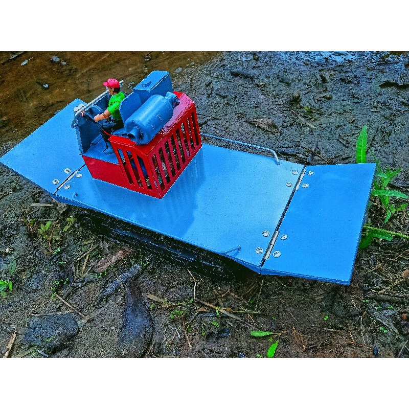 Máy kéo rc 1/14 theo kiểu miền tây