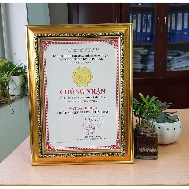 Kem bôi Babolica - Ngừa nhăn, giúp da căng mịn tuýp 25g