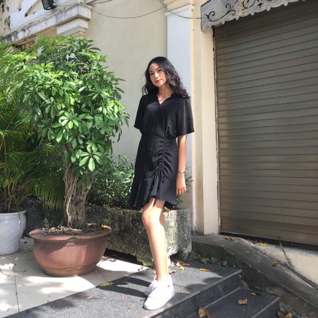 Đầm đen dây rút đi học🌷