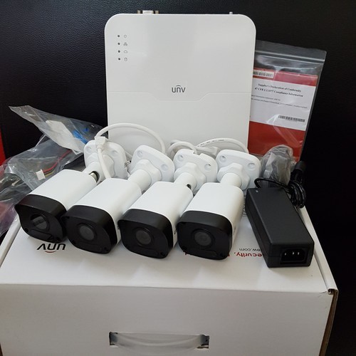 4 CAMERA UNV+ ĐẦU GHI+ Ổ CỨNG, BỘ KÍT CÓ POE