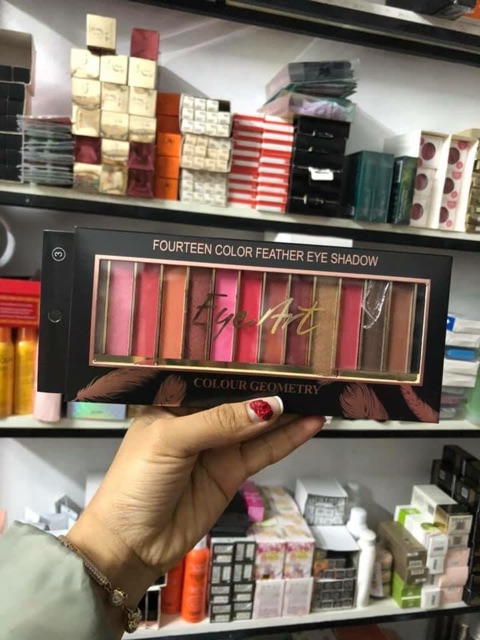 Phấn mắt 14 ô Eye Art siêu hót | BigBuy360 - bigbuy360.vn