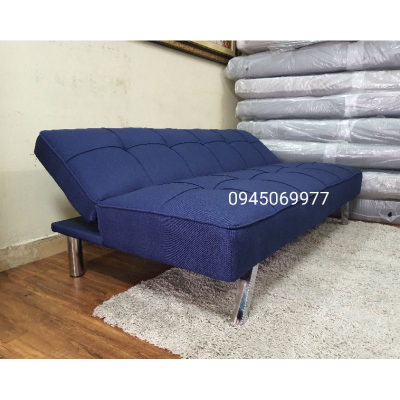 SOFA GIƯỜNG MÀU XANH NAVY CHÂN INOX - VẢI BỐ MỊN