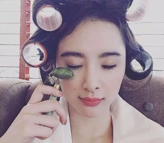Cây lăn đá cẩm thạch massage mặt