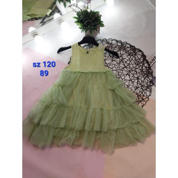 váy bé sz 120