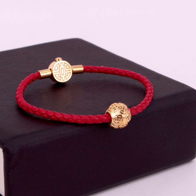 Vòng Tay Dây Đỏ May Mắn Titan Ko Đen TT 4306