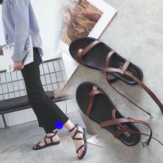 Sandal xỏ ngón đủ sz 35-39. Hàng od ko có sẵn.có 2 màu đen,nâu