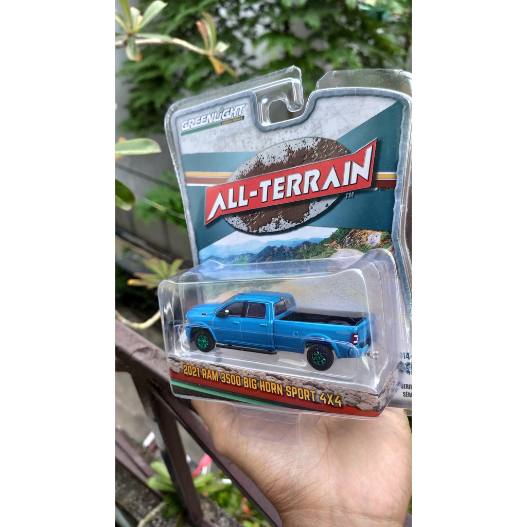 Mô hình tĩnh xe Greenlight Dodge Ram 3500 Bighorn dòng Green Machines tỷ lệ 1:64