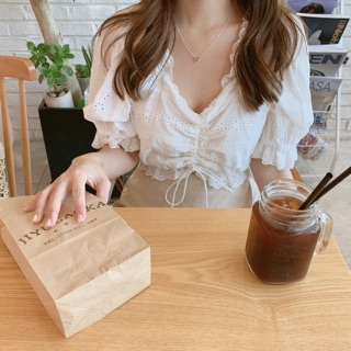Áo Croptop thô hoa trắng