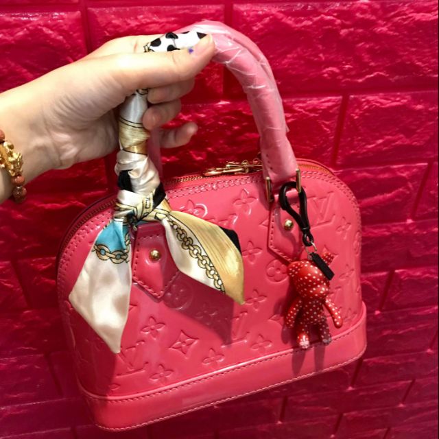L v super sale_nguyễn hường