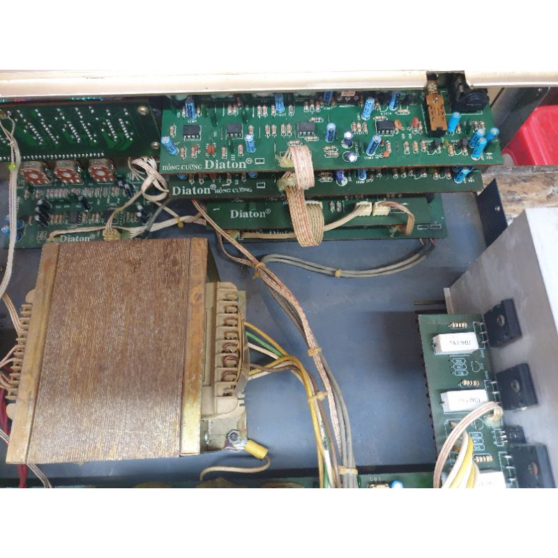 Ampli karaoke Điaton PA 203GNV (8 lớn