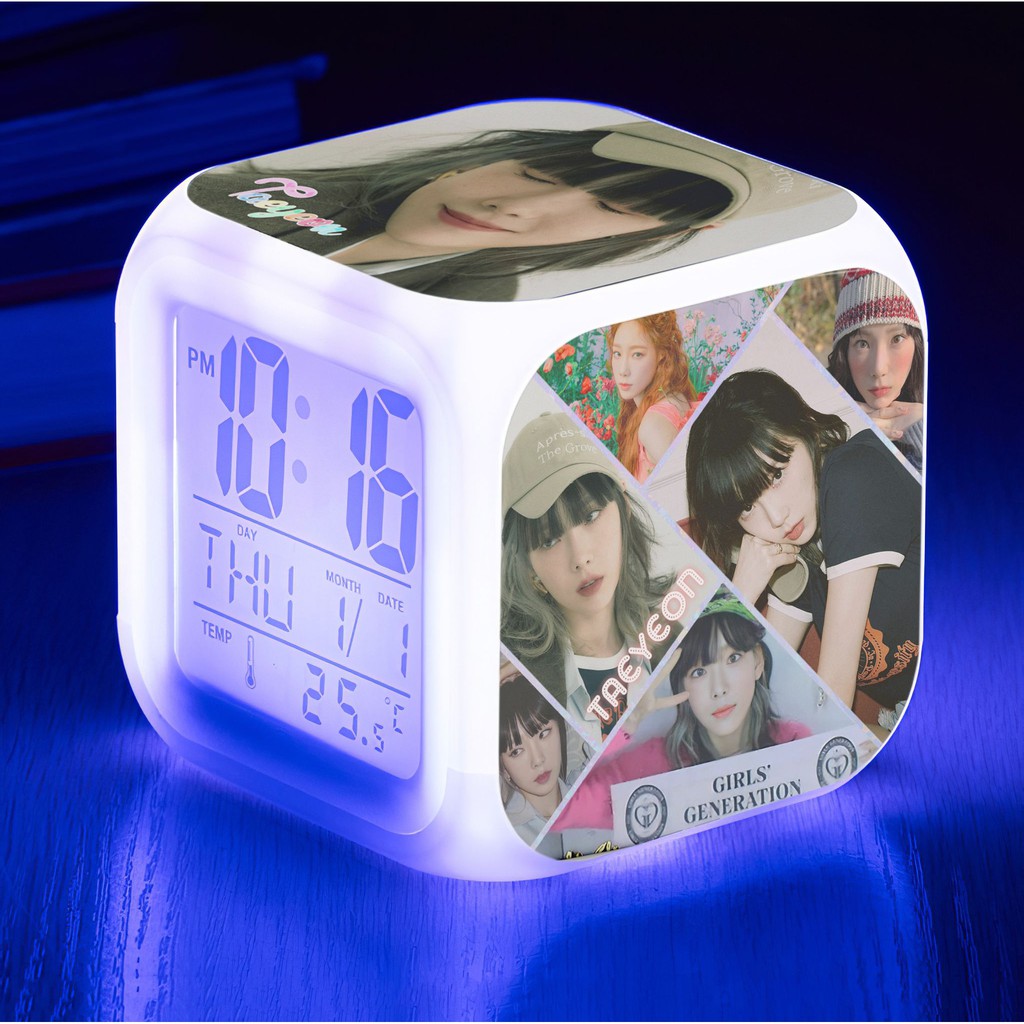 Đồng hồ LED báo thức TAEYEON SNSD (tặng kèm pin)