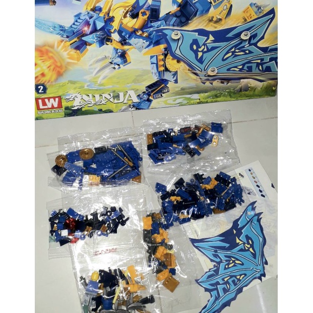 Lắp ráp 1 hộp Ninjago cưỡi Rồng 1045 có trên 300 chi tiết bằng nhựa ABS rất đẹp