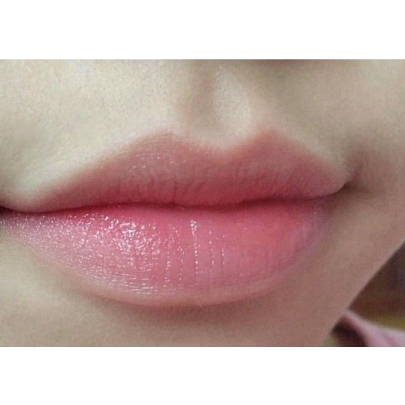 Son Dưỡng Whoo MiNi Glow Lip Balm chứa thành phần đông y cao cấp