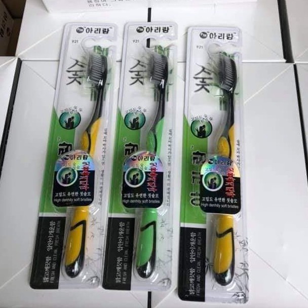 COMBO 4 BÀN CHẢI THAN HOẠT TÍNH HÀN QUỐC BOSHI