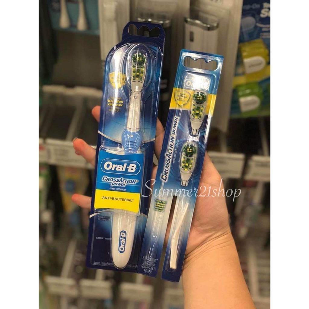 Bàn chải đánh răng điện Oral-B