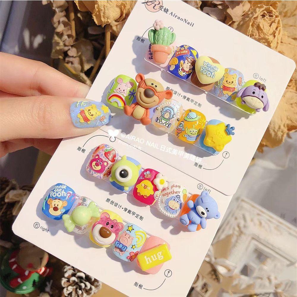 Miếng Dán Trang Trí Móng Tay 5D Họa Tiết Hoạt Hình Dễ Thương